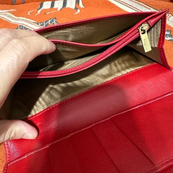 SALVATORE FERRAGAMO ❤️🌟RED LONG WALLET ⭐️